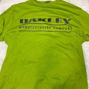 Mens Oakley shirt